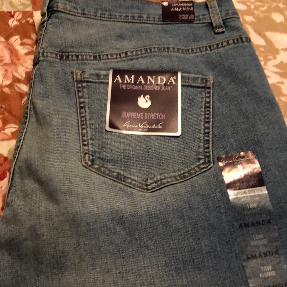 Gloria Vanderbilt 18W Tapered Leg